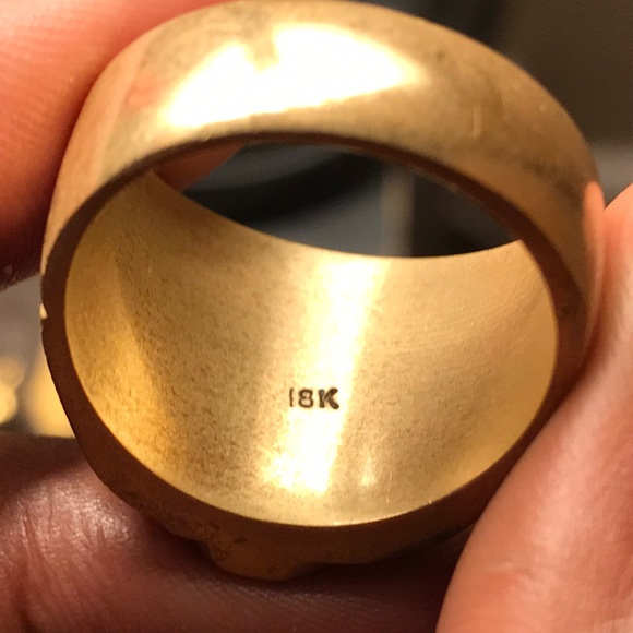 18k gold ring - Picture 2 of 2